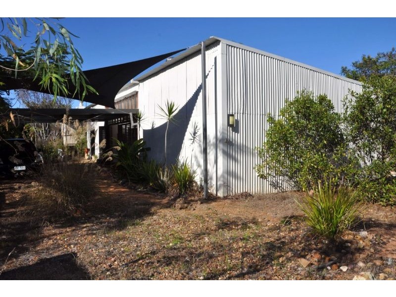 120 Hackett Terrace, Charters Towers QLD 4820