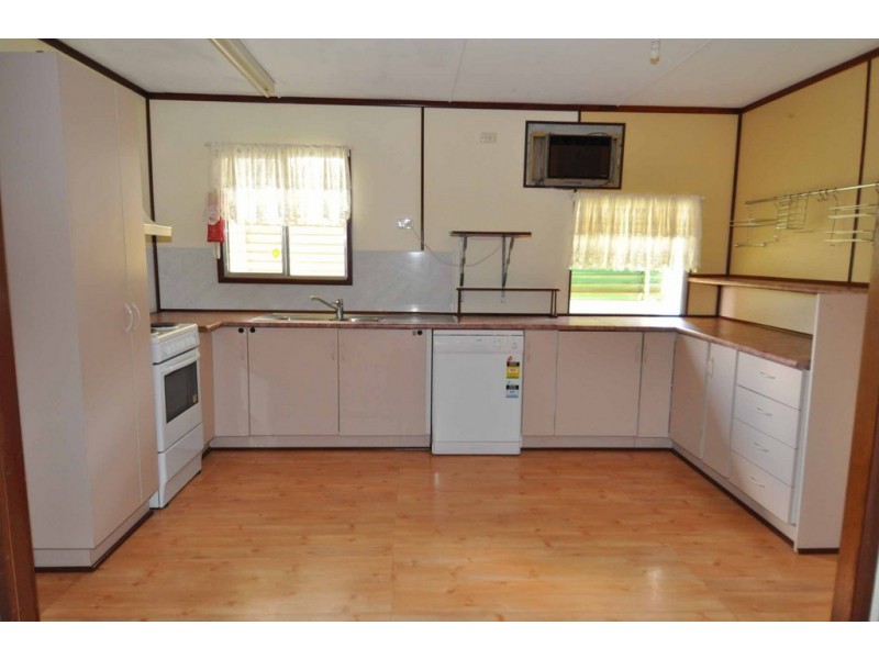 1 Nagle Street, Charters Towers QLD 4820