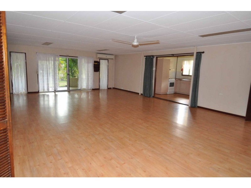 1 Nagle Street, Charters Towers QLD 4820