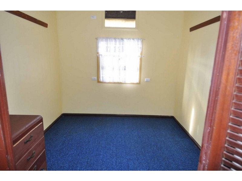 1 Nagle Street, Charters Towers QLD 4820