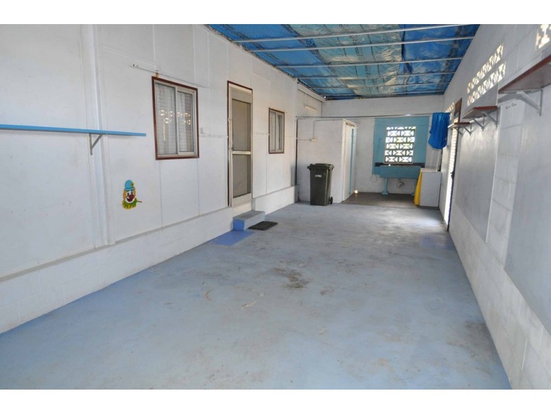 1 Nagle Street, Charters Towers QLD 4820