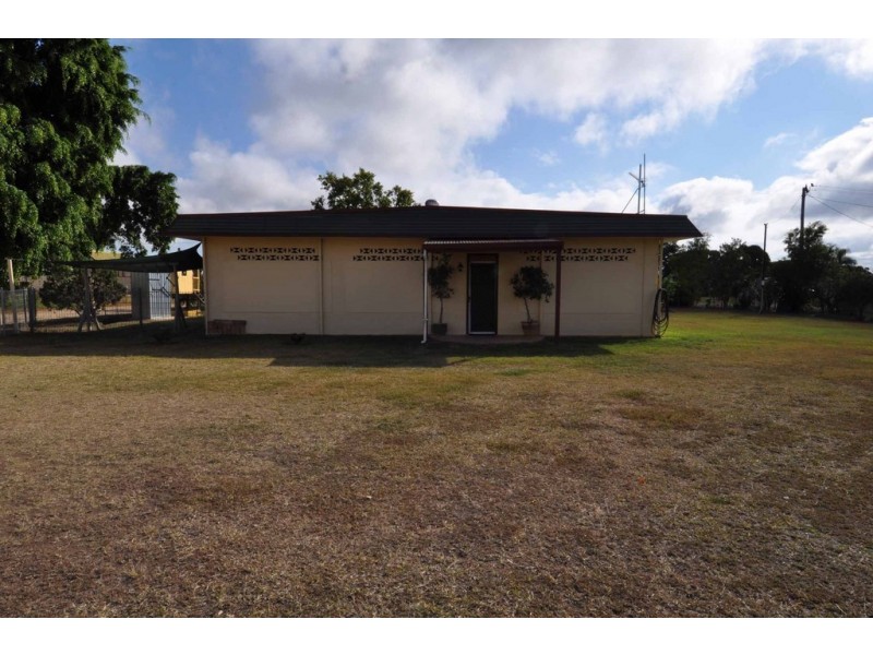 1 Nagle Street, Charters Towers QLD 4820
