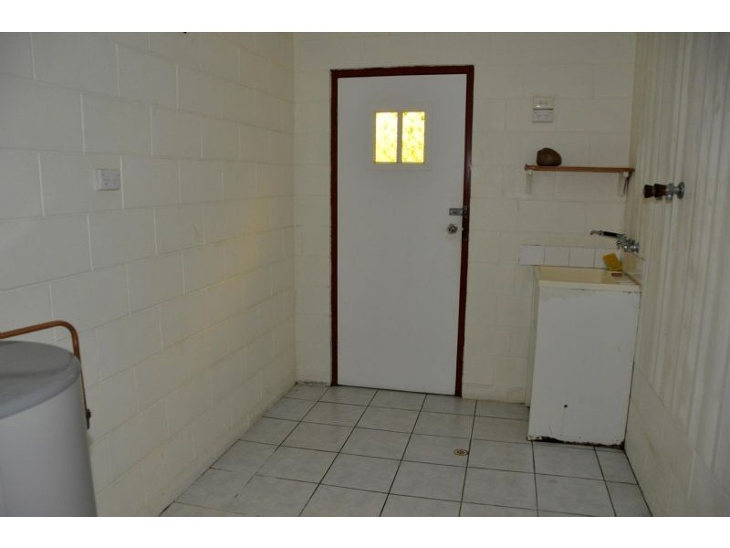 15 Oxford Street, Charters Towers QLD 4820