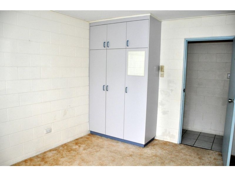 15 Oxford Street, Charters Towers QLD 4820