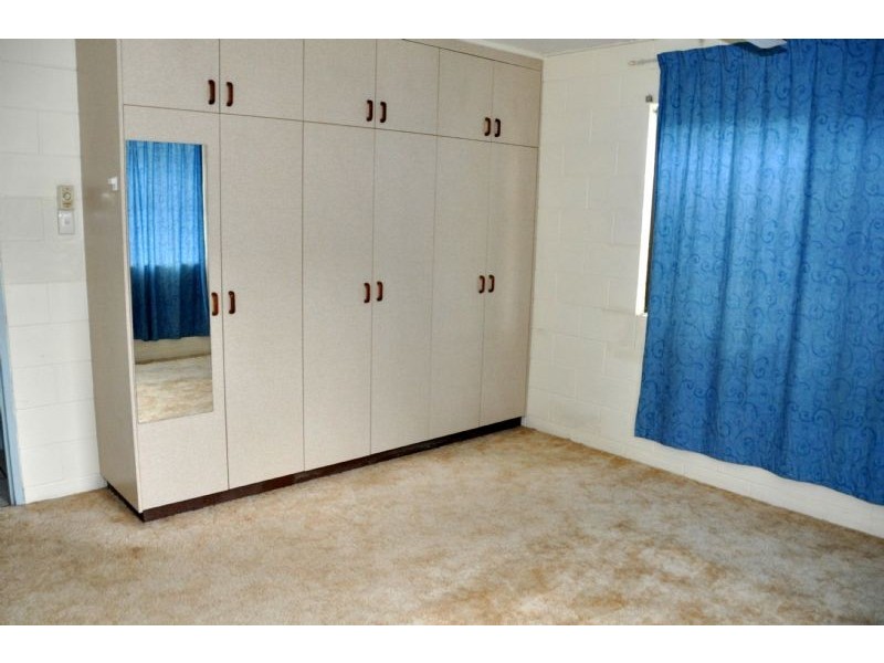 15 Oxford Street, Charters Towers QLD 4820