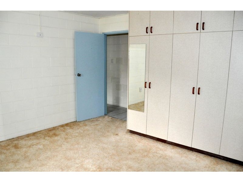 15 Oxford Street, Charters Towers QLD 4820