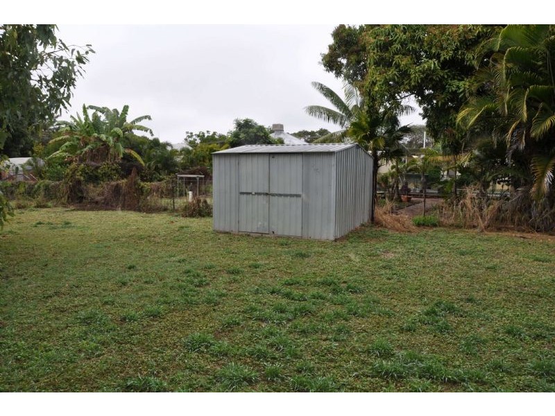 15 Oxford Street, Charters Towers QLD 4820