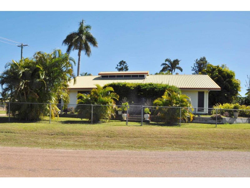 43 Bluff Road, Charters Towers QLD 4820