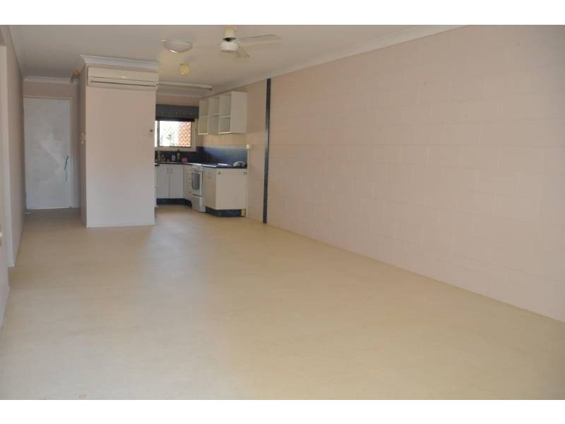 9/30 Hackett Terrace, Charters Towers QLD 4820