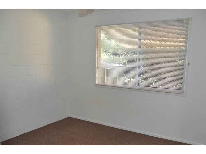 9/30 Hackett Terrace, Charters Towers QLD 4820