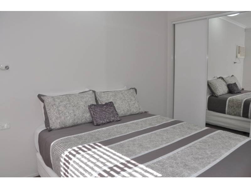 24 Mills Lane, Charters Towers QLD 4820