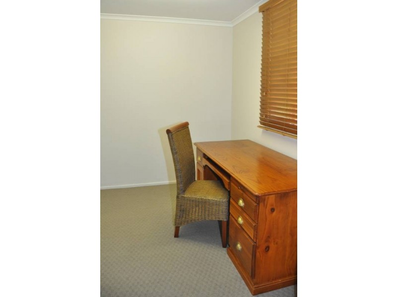 24 Mills Lane, Charters Towers QLD 4820