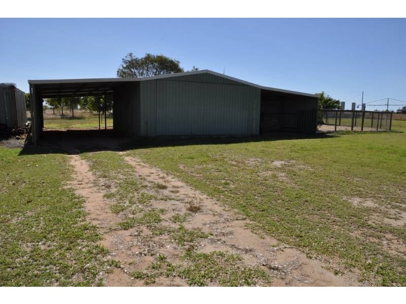 21 McKenzie Lane, Charters Towers QLD 4820