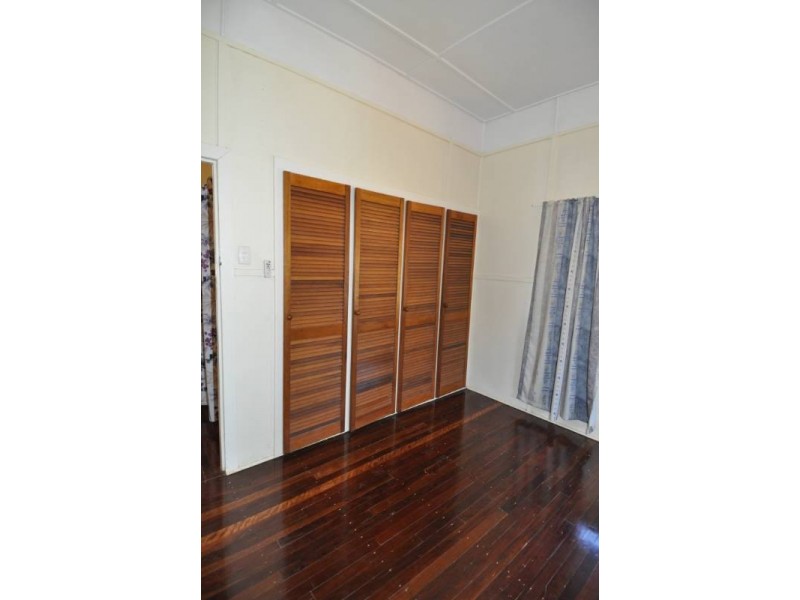 37 Prior Street, Charters Towers QLD 4820