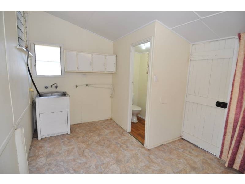 37 Prior Street, Charters Towers QLD 4820