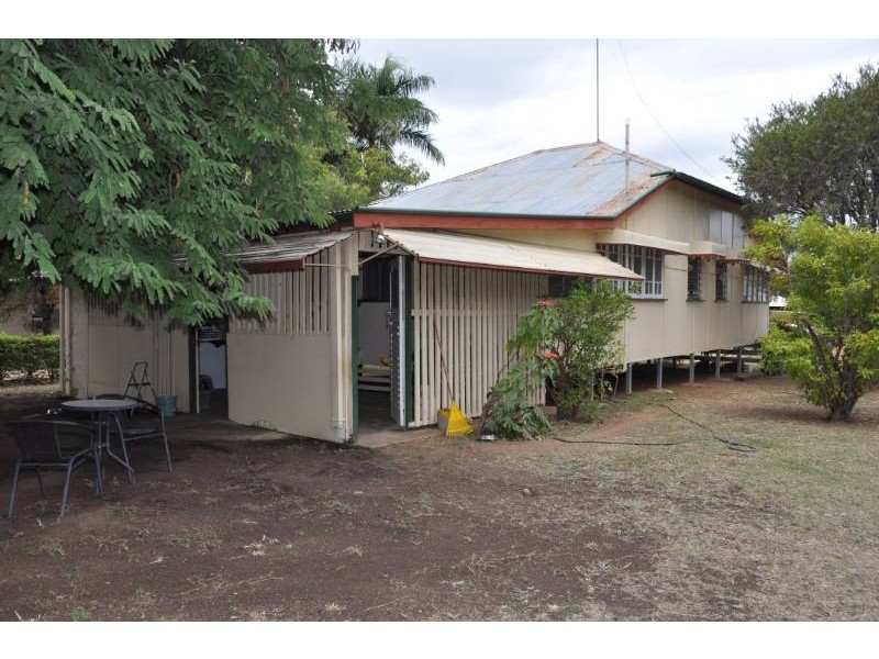 46 Racecourse Road, Charters Towers QLD 4820