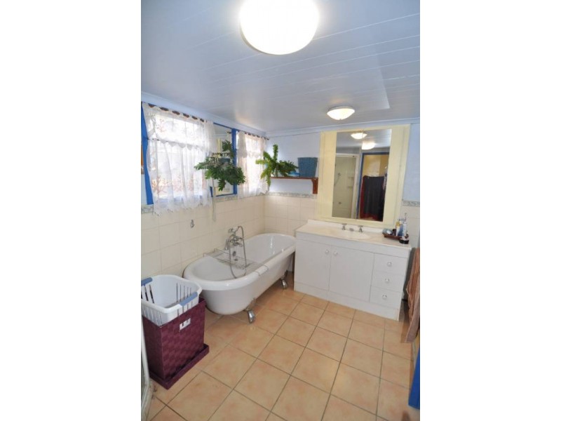 35 Racecourse Road, Charters Towers QLD 4820