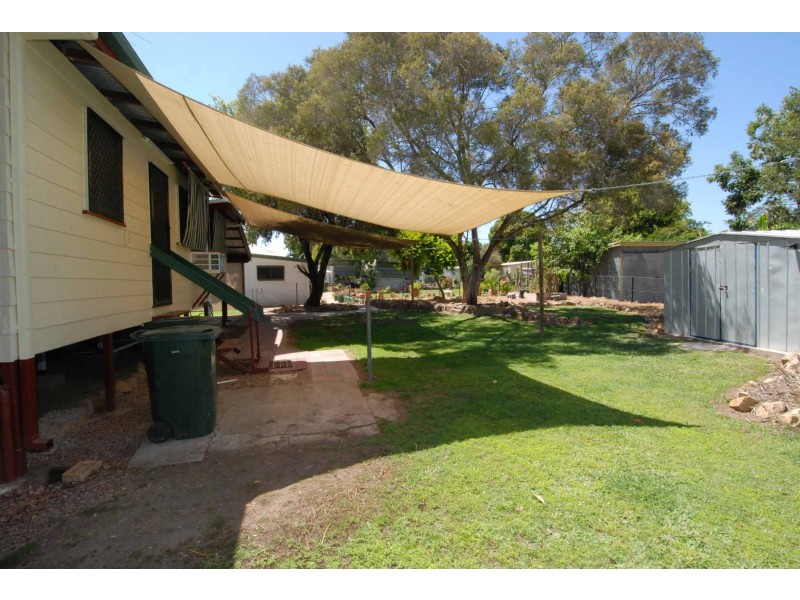 12 Anne Street, Charters Towers City QLD 4820