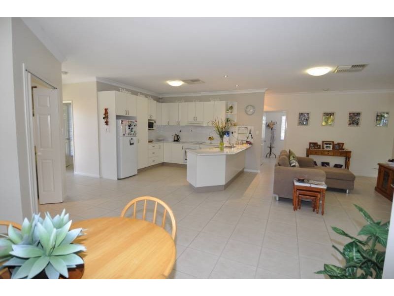 11 Kirrima Court, Charters Towers QLD 4820