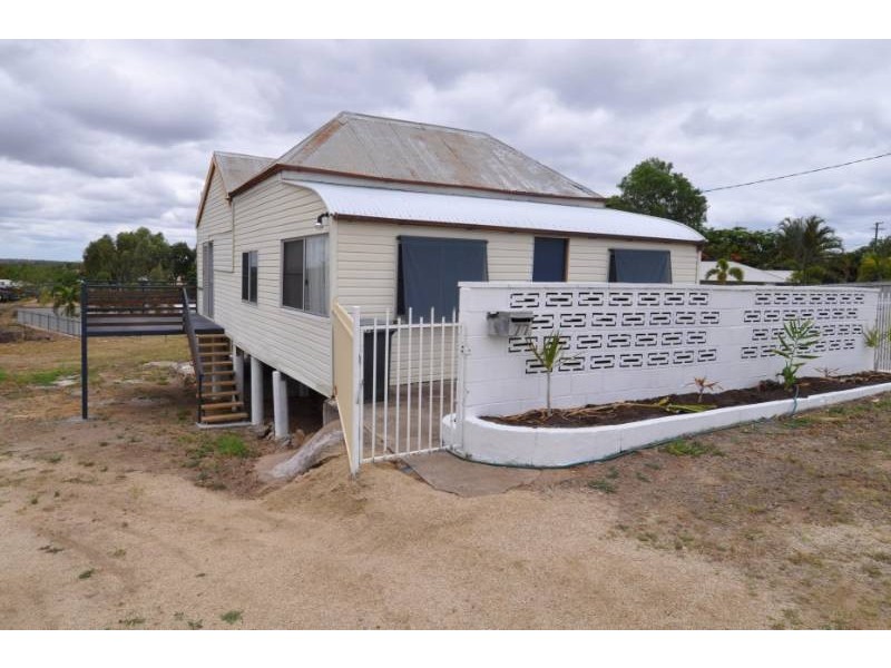 77 York Street, Charters Towers QLD 4820