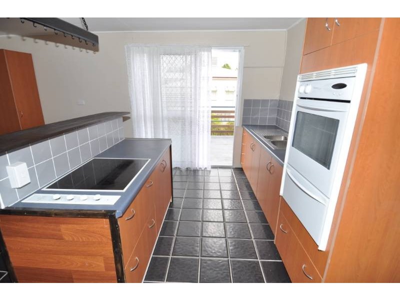 77 York Street, Charters Towers QLD 4820