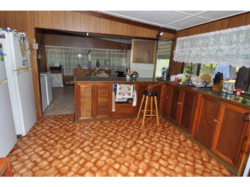 5 Vulture Street, Charters Towers QLD 4820