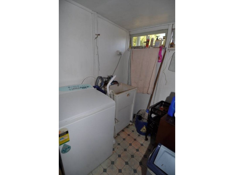 5 Vulture Street, Charters Towers QLD 4820