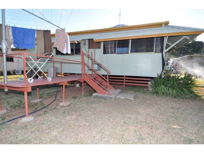 5 Vulture Street, Charters Towers QLD 4820