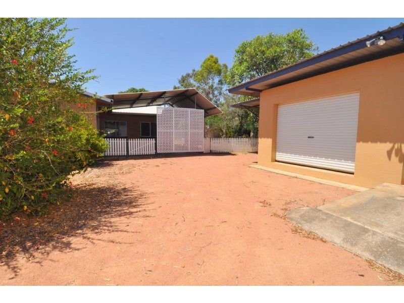 8 Manners Street, Charters Towers QLD 4820