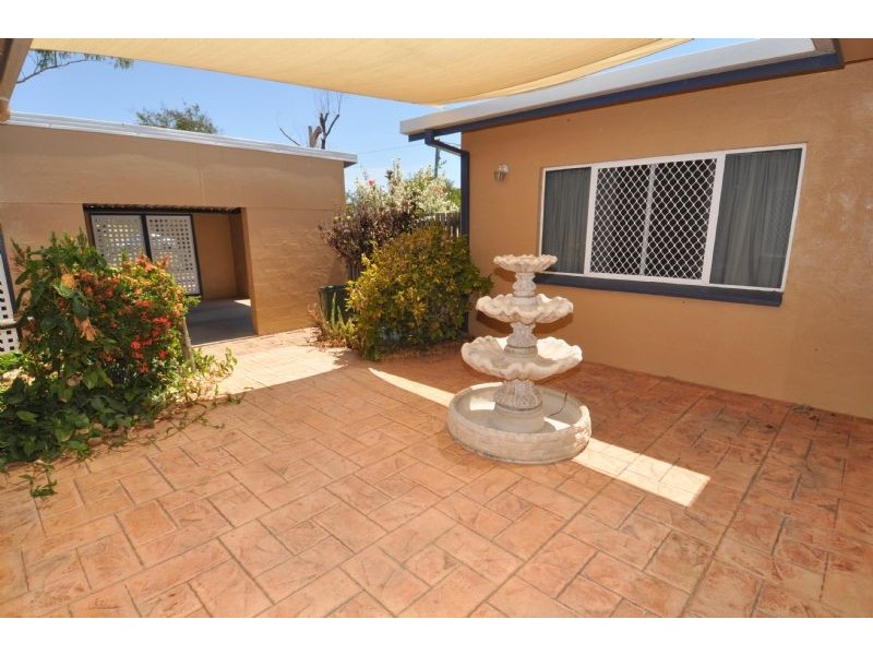 8 Manners Street, Charters Towers QLD 4820