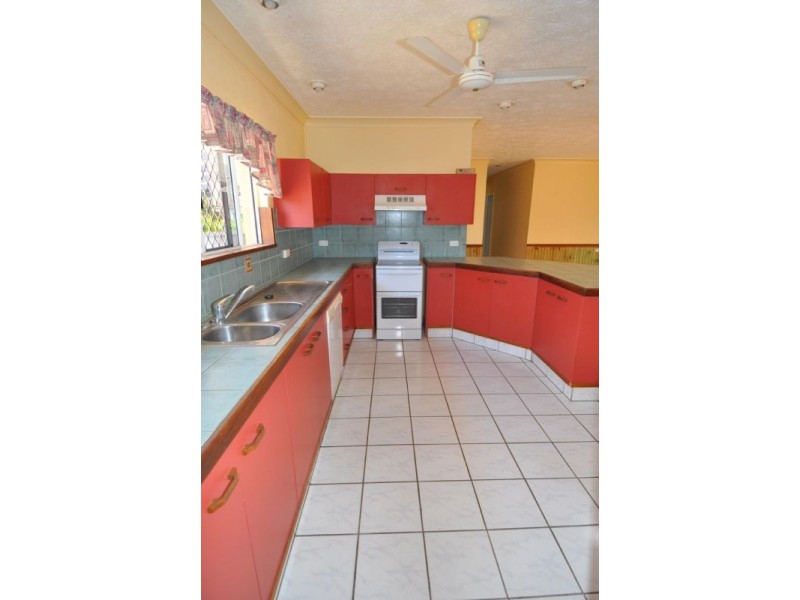 8 Manners Street, Charters Towers QLD 4820