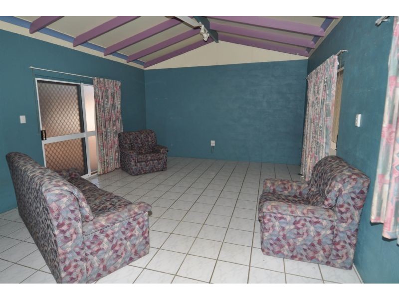 8 Manners Street, Charters Towers QLD 4820