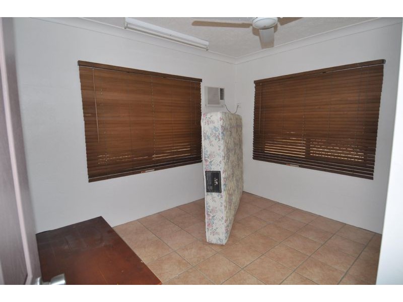 8 Manners Street, Charters Towers QLD 4820