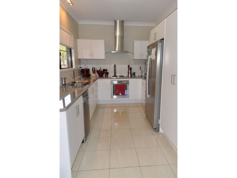 11a Craven Street, Charters Towers QLD 4820