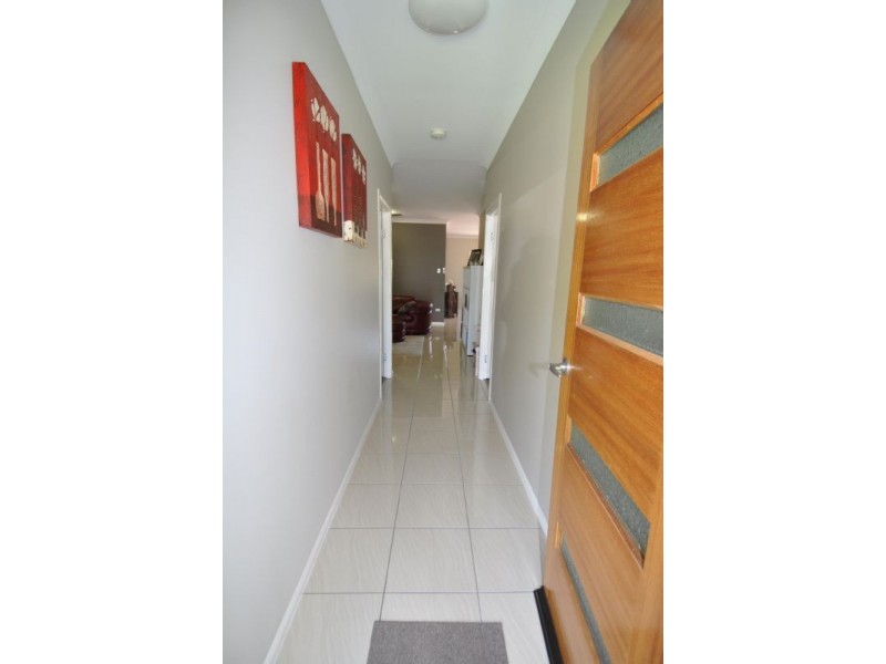 11a Craven Street, Charters Towers QLD 4820