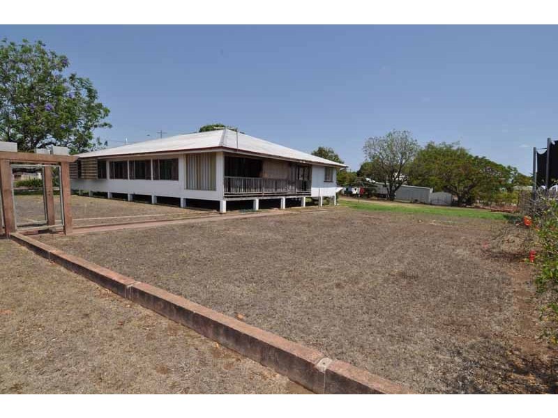 24 Rainbow Road, Charters Towers QLD 4820