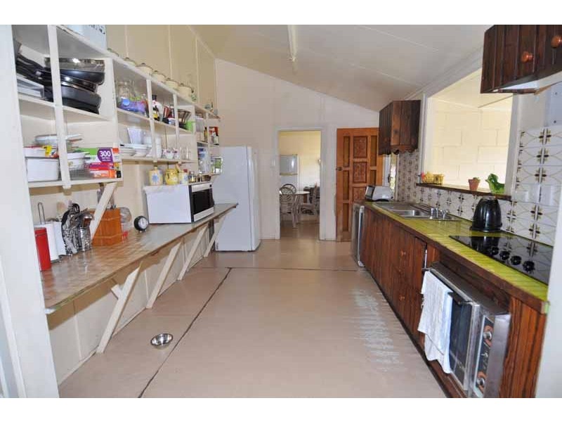 24 Rainbow Road, Charters Towers QLD 4820