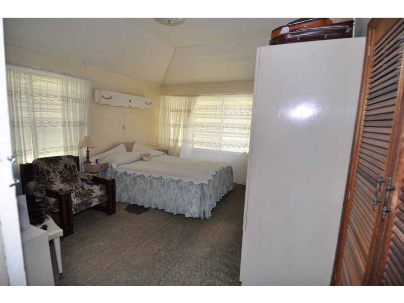 24 Rainbow Road, Charters Towers QLD 4820