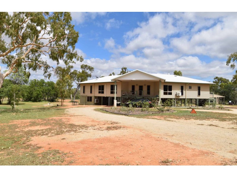 69 Estate Avenue, Toll QLD 4820