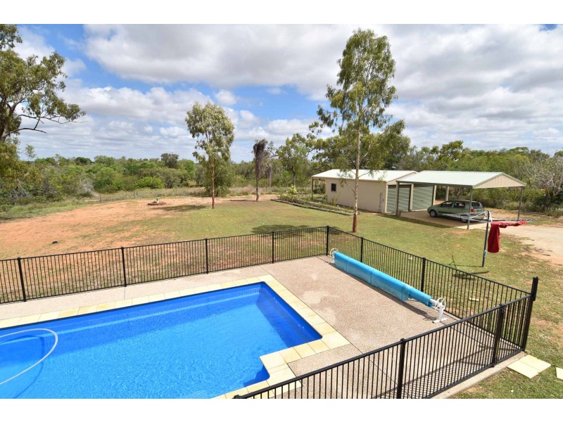 69 Estate Avenue, Toll QLD 4820