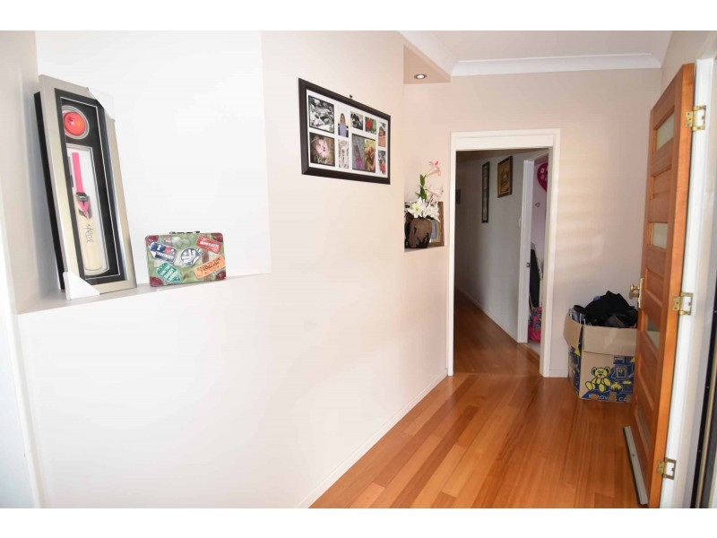 69 Estate Avenue, Toll QLD 4820