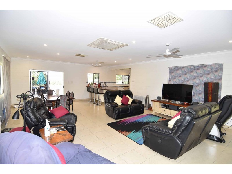 60 New Queen Road, Queenton QLD 4820