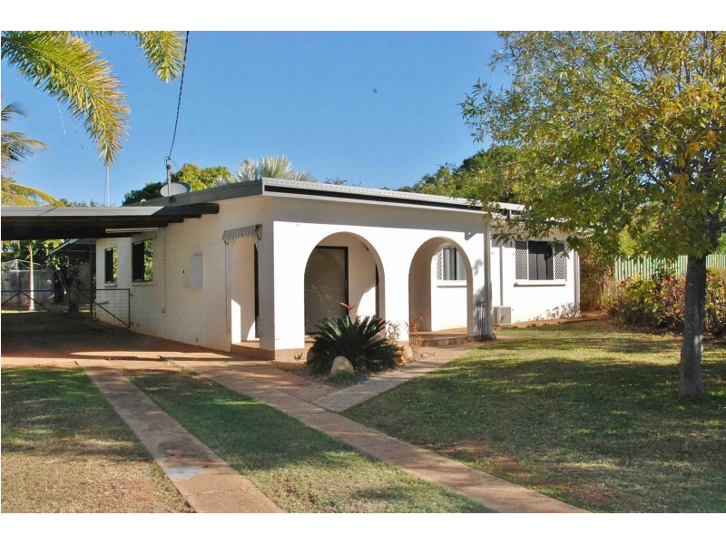 8 Kiara Close, Charters Towers QLD 4820