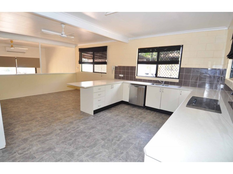 8 Kiara Close, Charters Towers QLD 4820