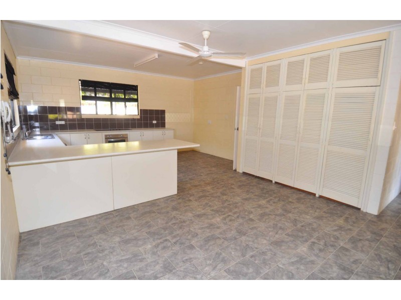 8 Kiara Close, Charters Towers QLD 4820