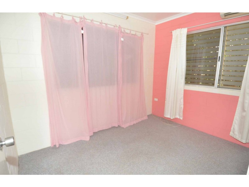 8 Kiara Close, Charters Towers QLD 4820