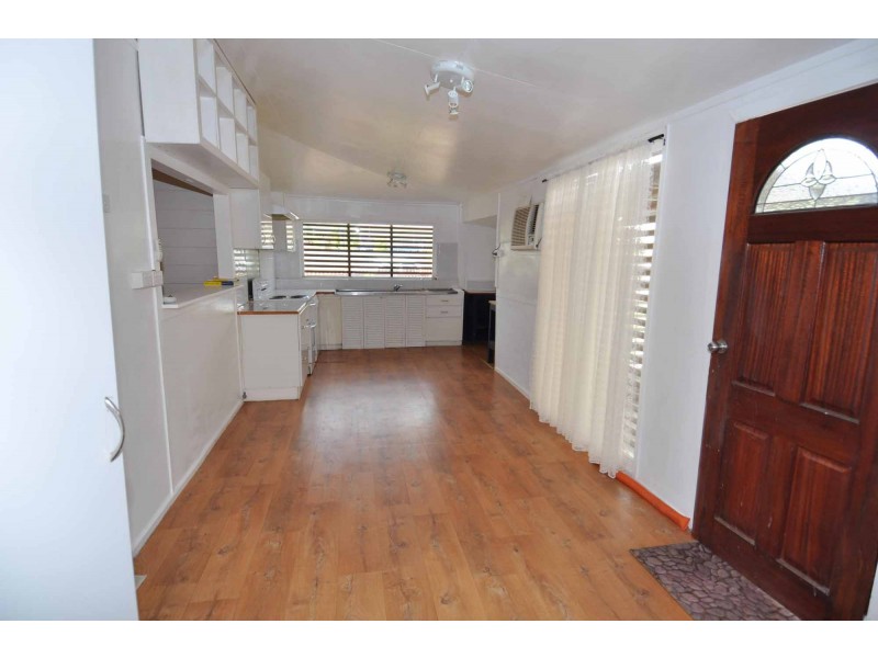 18 Rutherford Street, Charters Towers QLD 4820