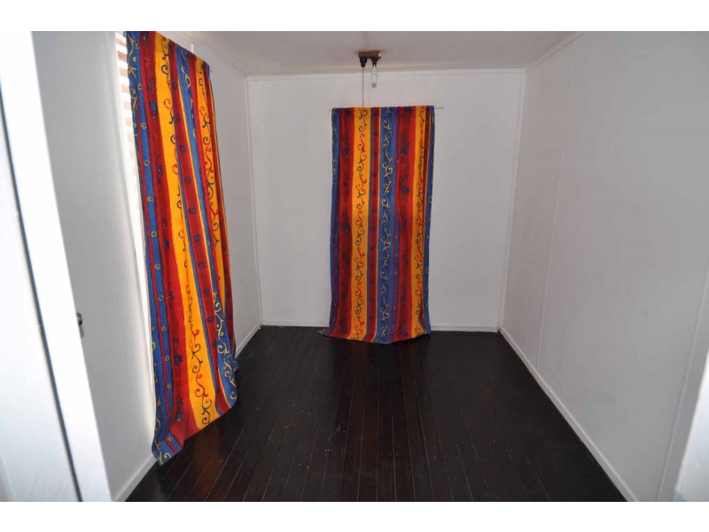 18 Rutherford Street, Charters Towers QLD 4820