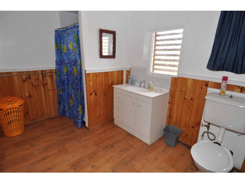 18 Rutherford Street, Charters Towers QLD 4820
