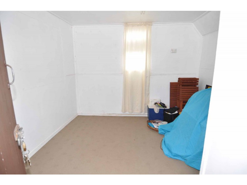 18 Rutherford Street, Charters Towers QLD 4820